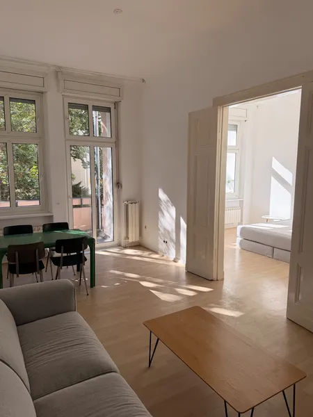 Voll möblierte Altbauwohnung am Rathaus Schmargendorf — photo 1